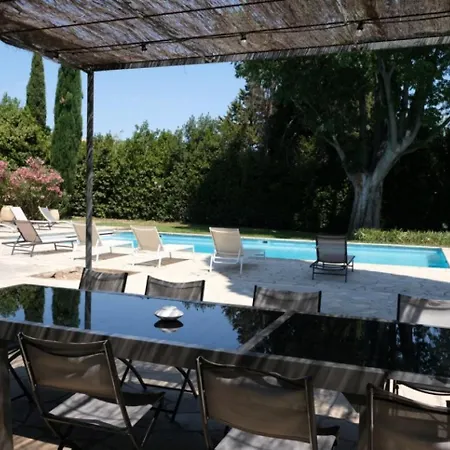 Beautiful Provencal Mas With Pool In The Center Of The Village Of Les Alpilles - Sleeps 14 * Maussane-les-Alpilles