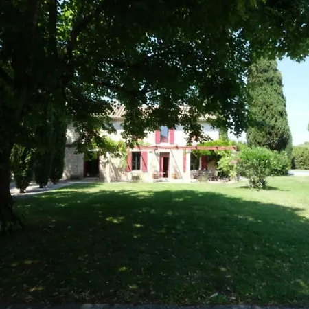 Beautiful Provencal Mas With Pool In The Center Of The Village Of Les Alpilles - Sleeps 14 Villa *